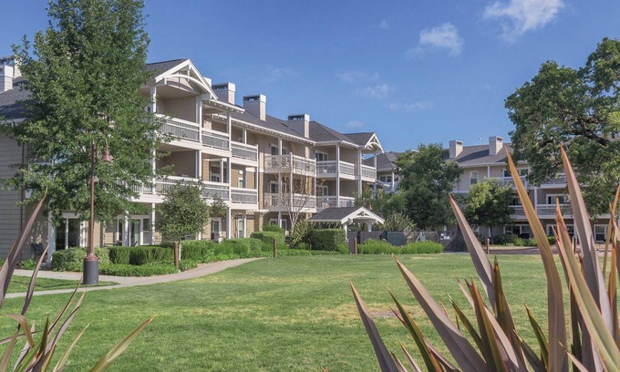 Windsor Resort | Gorgeous Resort in California Wine Country, Windsor!