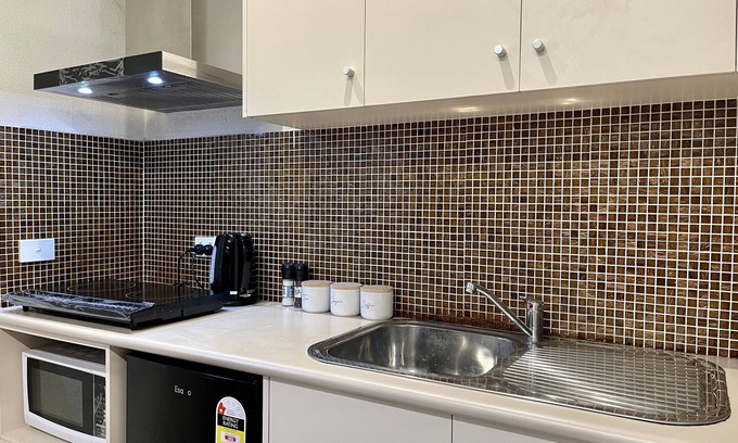 Blackburn South Apartment | Gorgeous Self-contained Studio
