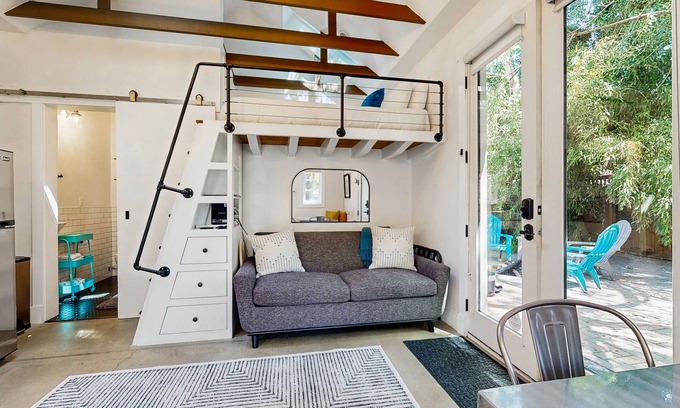 North End Apartment | Gorgeous studio cottage w/private patio, firepit in the heart of the North End