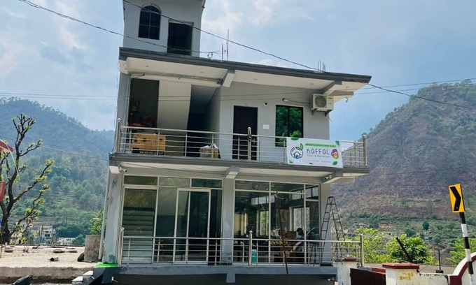 Shivanandi Hotel | Goroomgo Kaffal Hotel and Restaurant Rudraprayag