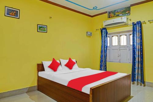 Varanasi Hotel | Goroomgo Sanskriti Paying Guest House Varanasi - Excellent Customer Choice- Best Seller