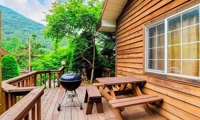 Goseong House | Goseong Gureumwiui Sanchaek Pension