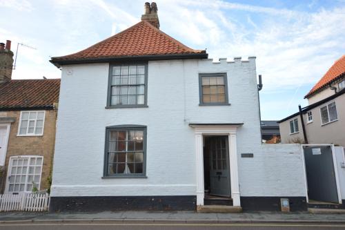 Aldeburgh House | Gosfield Cottage, Aldeburgh