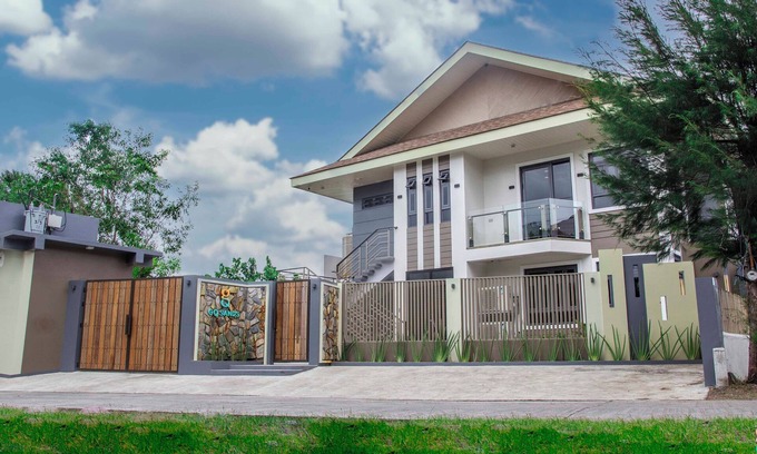 Tangalan Villa | GQ Sands