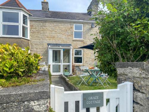 St Just House | Grace Cottage