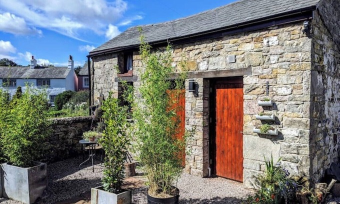 Caldbeck House | Grade 2 Listed Lakeland Bothy & Sauna in Caldbeck