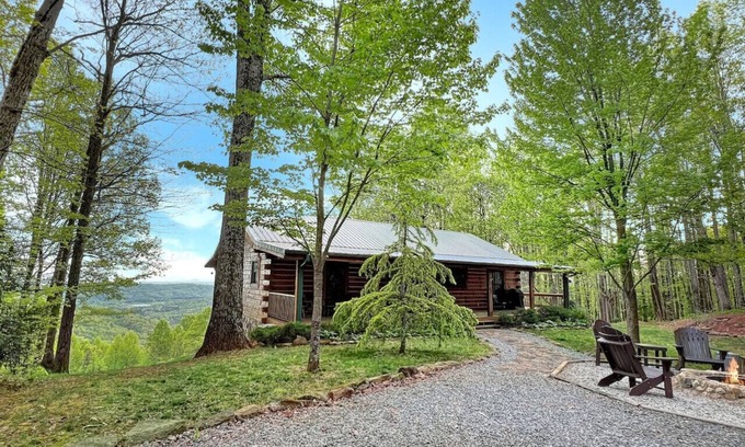 Hays Cabin | Grais Blue Ridge Cabin