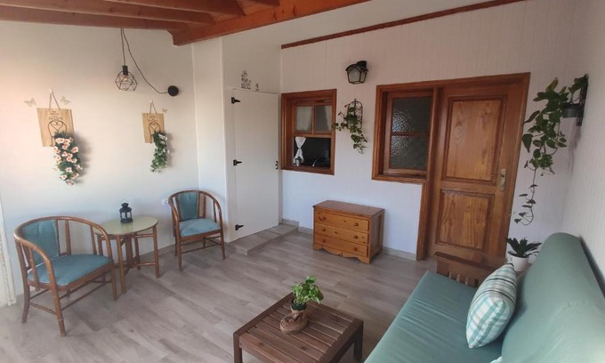 Vecindario Apartment | Gran Canaria - Casa Carmen (Vecindario)