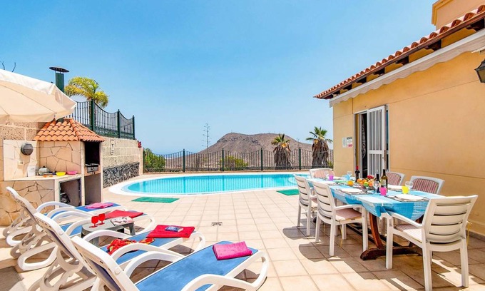 Chayofa Villa | Gran Villa, Stunning villa in Chayofa w/