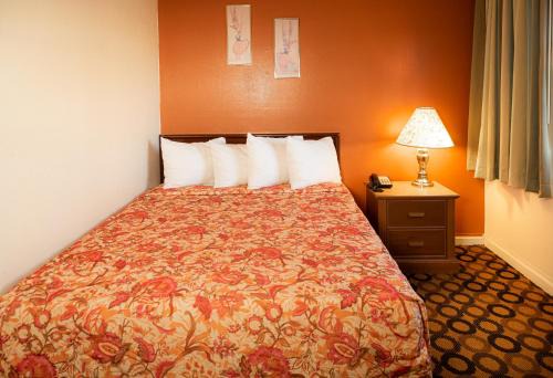 Santa Clara Hotel | Granada Inn