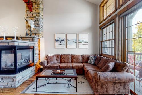 Granby Apartment | Granby Grandeur