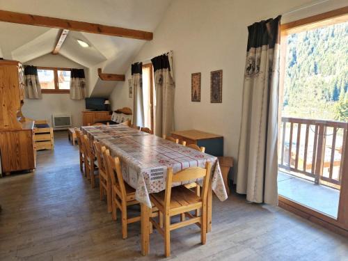 Valfrejus Apartment | Grand appartement 10/12 pers, 5 chambres, proche pistes - FR-1-265-166