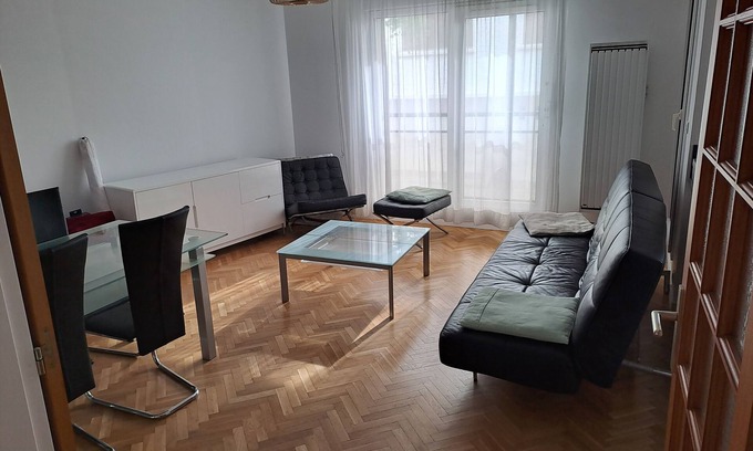 Bois Clos d'Orleans Apartment | Grand Appartement 70m2 aux Portes de Paris à Vincennes. 3 Couchages Possibles