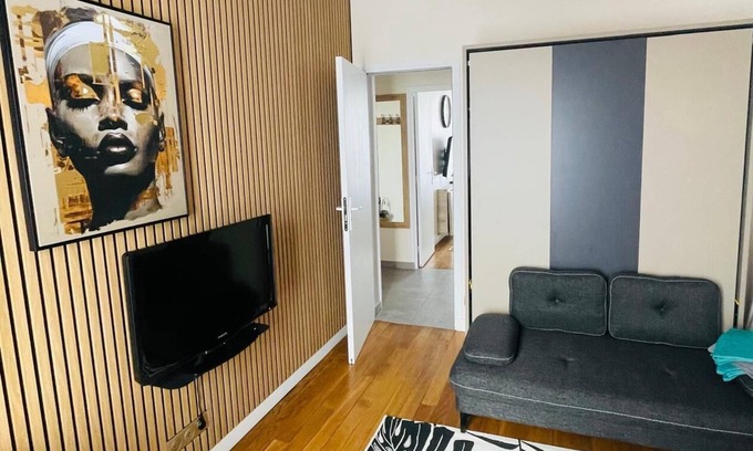 Asnieres-sur-Seine Apartment | Grand Appartement à 10 Minutes de Paris
