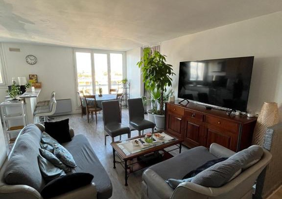 Chilly-Mazarin Apartment | Grand appartement proche de Paris