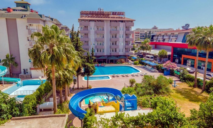Konakli Hotel | Grand Bahama Beach Hotel