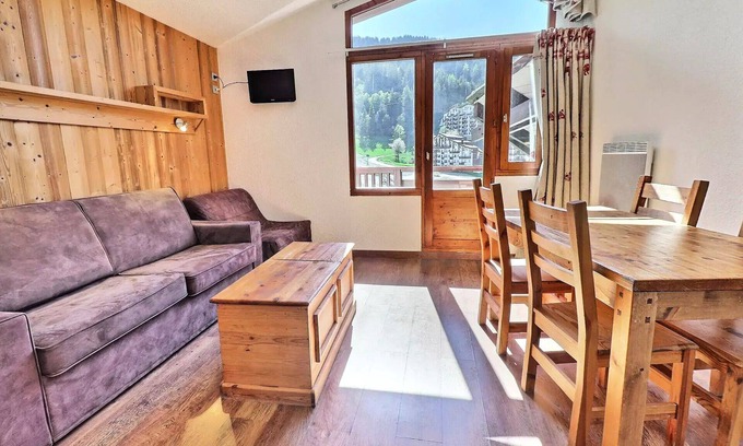 La Perriere Apartment | Grand Bois Residence B - CONFORTABLE 2 PARTS, SKIS TO PIEDS AND NEAR TRADE