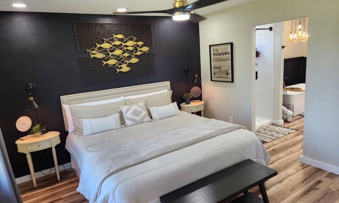Cleora House | Grand Lake Cabin @ Duck Creek, Sleeps 6, w/Hot Tub & Pool