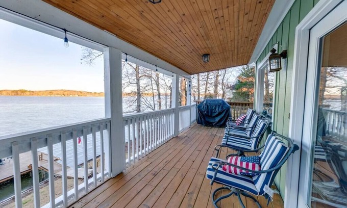 Cook Springs House | Grand Lake Escape: Serenity Meets Space