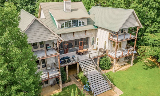 Arley House | Grand Lodge: 7 BR, 4.5 BA in Arley, Sleeps 20