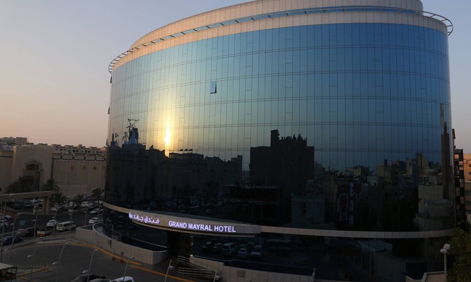 Al Ulaya Apartment | Grand Mayral Hotel