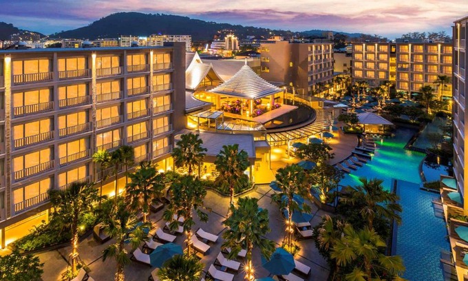 Patong Hotel | Grand Mercure Phuket Patong