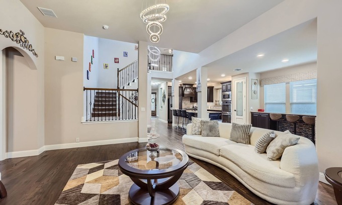 Tarrant County House | Grand Prairie Getaway: Perfect for Work & Play