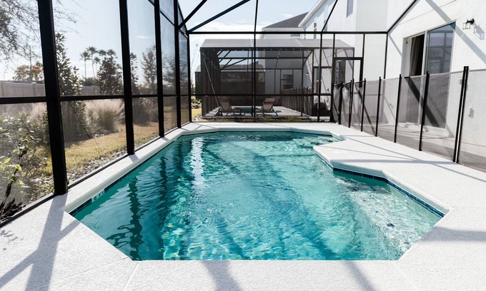 Country Creek Estates Resort | Grand Resort Home in Resort with Pool