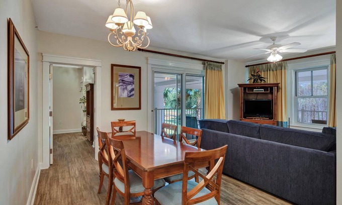 Villa Lago Condo | Grand Retreat: Spacious 2BR | 2BA Complex with Fully Equipped Kitchen at Sandestin Golf and Beach Resort!