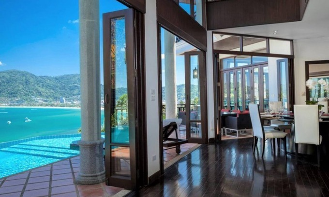 Patong Villa | Grand Sea View 5BR Villa Sukadara Patong