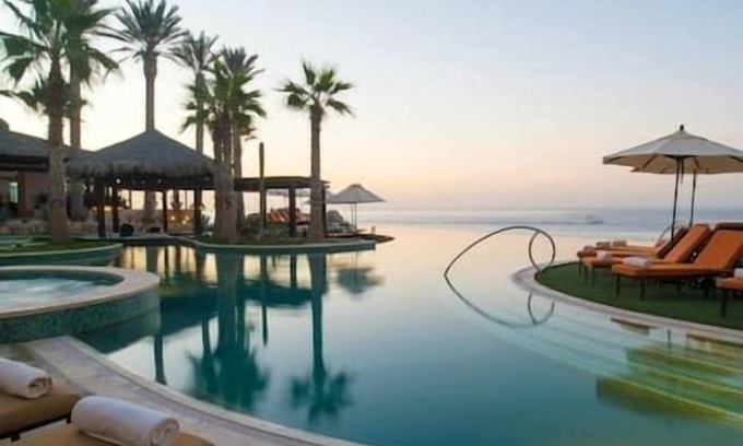 Marina Resort | Grand Solmar Lands End Beachfront Resort & Spa