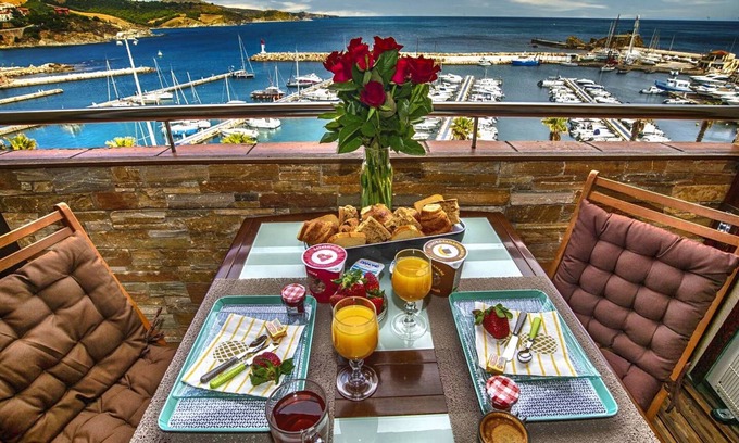 Banyuls-sur-Mer Boat Rental | Grand Standing rental in Banyuls sur Mer