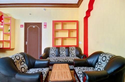 Injambakkam Hotel | Grand Stay