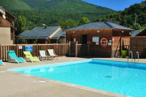 Ax-les-Thermes Apartment | Grand studio à la montagne