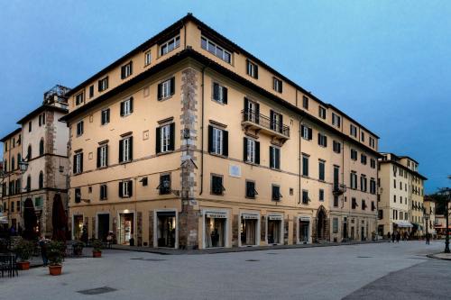 Lucca Historical Center Apartment | Grand Universe La Residenza