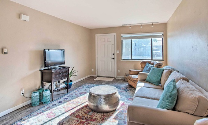 Clifton House | Grand Valley Unit Near Palisade - Peach Pad A