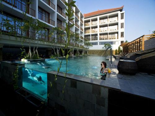 Raya Kuta Hotel | Grand Zuri Kuta Bali