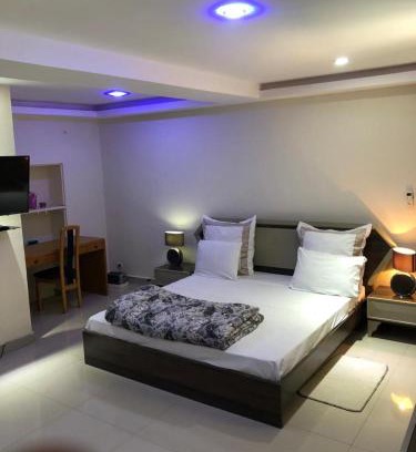 Dakar Bed & Breakfast | Grande Chambre Saloum résidence Azur Gorée