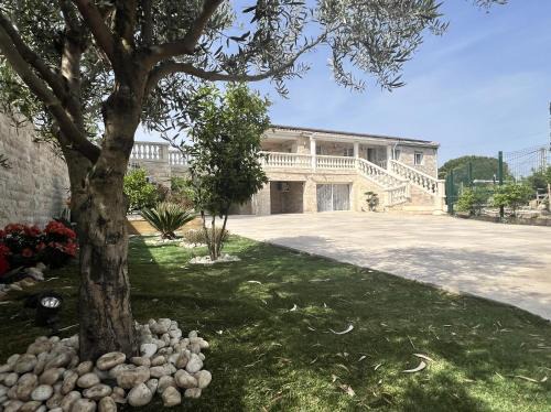 Cuxac-dʼAude Villa | Grande Maison 23 Pers Sauna Spa Piscine Pétanque