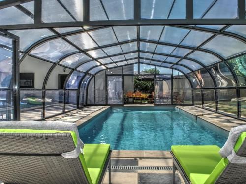 Tours House | Grande maison moderne avec piscine à Tours, proche du centre-ville et de la Loire à Vélo - FR-1-381-231