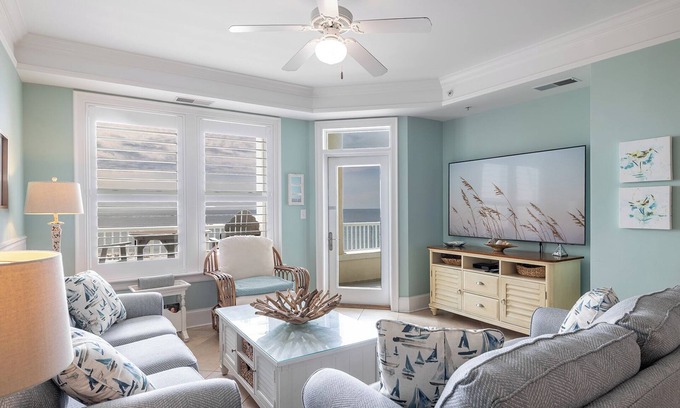 Salter Path Condo | Grande Villas D-3, Oceanfront Condo in Indian Beach, NC!