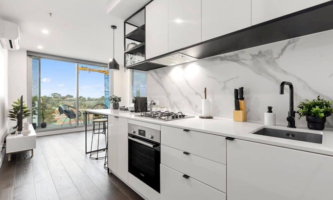 Richmond North Apartment | Grandeur Apartment Richmond With Free WiFi