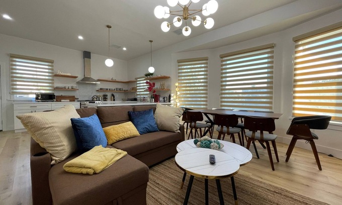 Pasadena House | ★GRANDIOSE 3B2B MODERNIZED HOME★