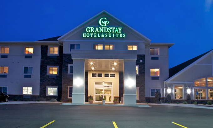 Mount Horeb Hotel | GrandStay Hotel & Suites Mount Horeb - Madison