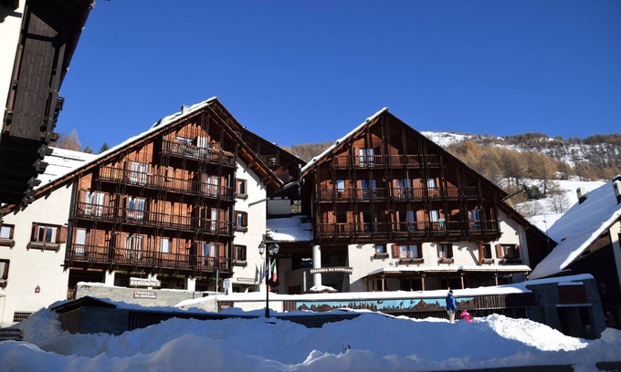 Grangesises Apartment | Grange Hike & Ski - 19C Sestriere
