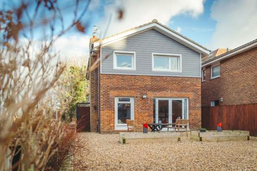 Meads House | Granville Heights: 3-bed family home