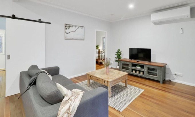 Cessnock House | Grape Escape Wine Country Oasis