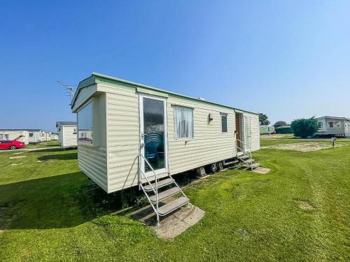Louth Other | Great 6 Berth Caravan For Hire At Sunnydale Holiday Park In Skegness Ref 35150Tm