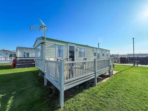 Heacham Other | Great 6 Berth Caravan With Side Decking In Heacham Ref 21054A