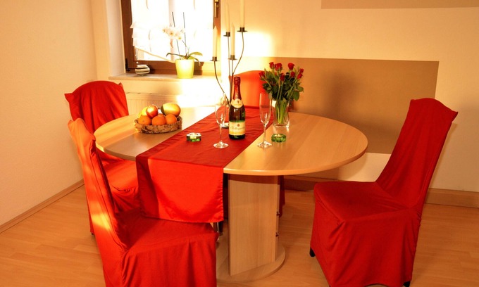 Pillnitz Apartment | Great apartment right at Pillnitz Castle for couples and families